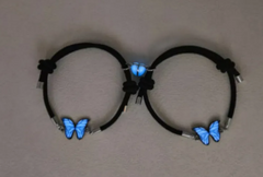 Blue luminous smart butterfly necklace featuring a glowing butterfly pendant, designed for stylish and modern accessory wear.