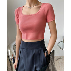 Stylish women's knitted square-neck short navel T-shirt with slim-fitting short sleeves, perfect for casual fashion.